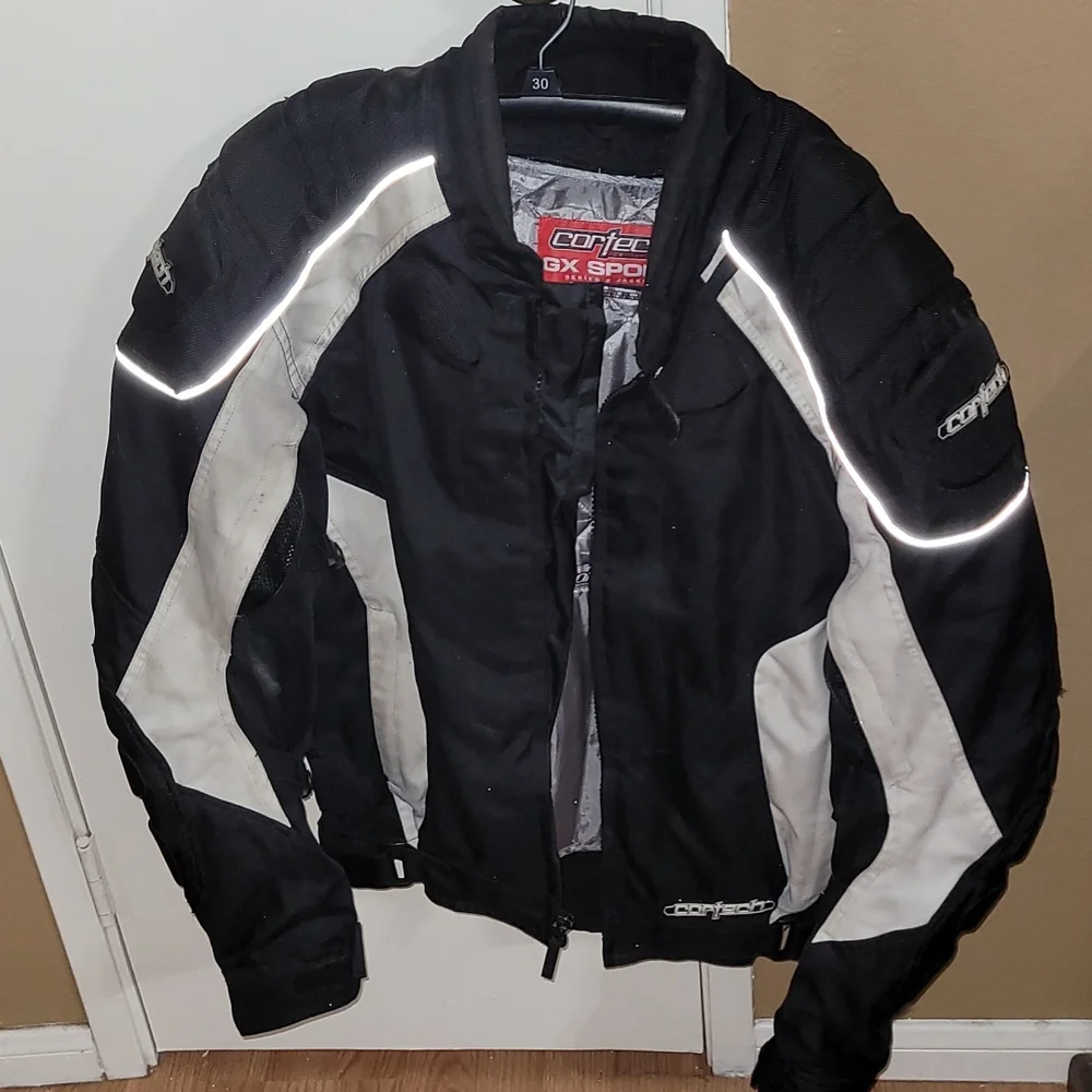 Motorcycle jacket - Picture 1 of 13